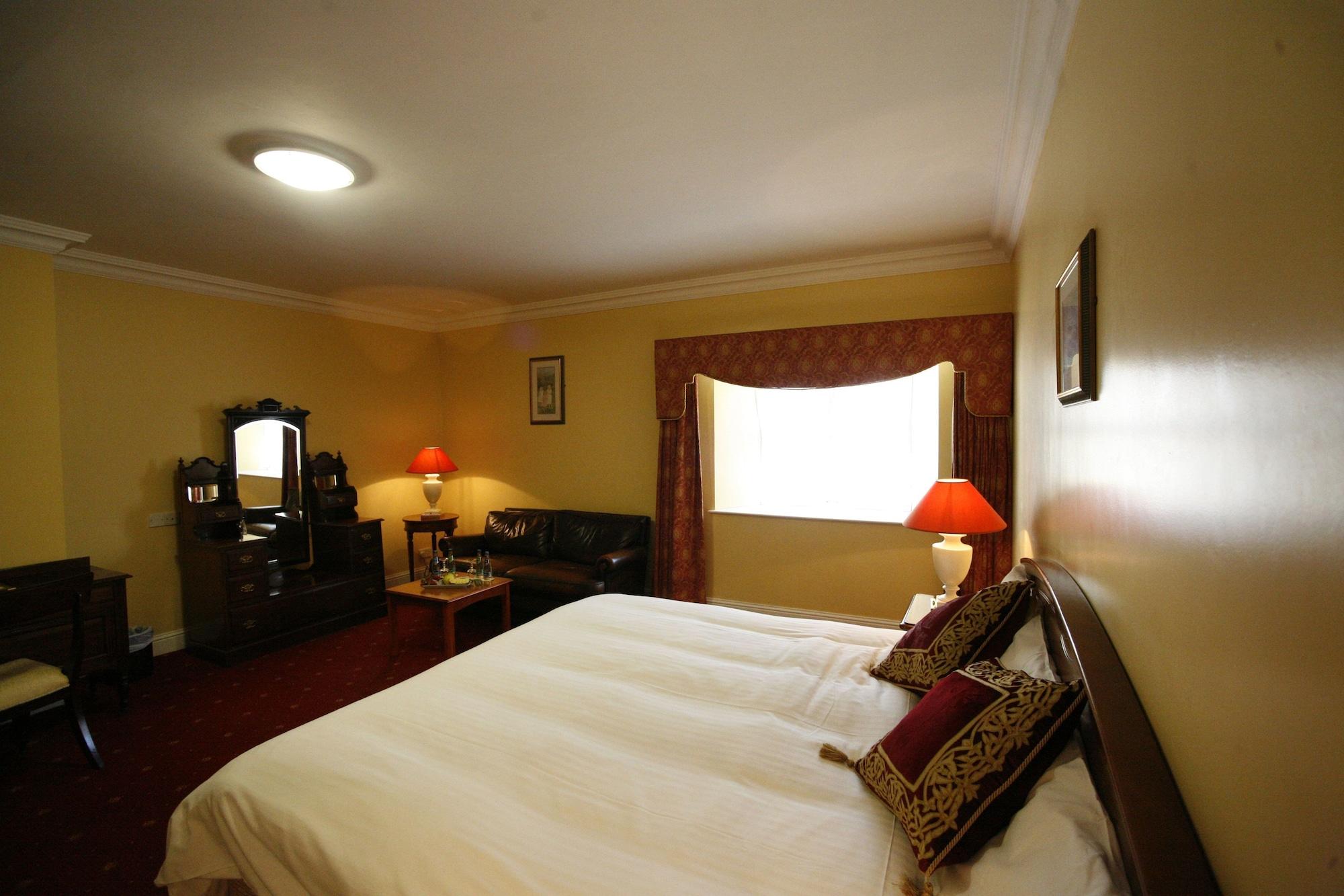 Abbey Court Hotel