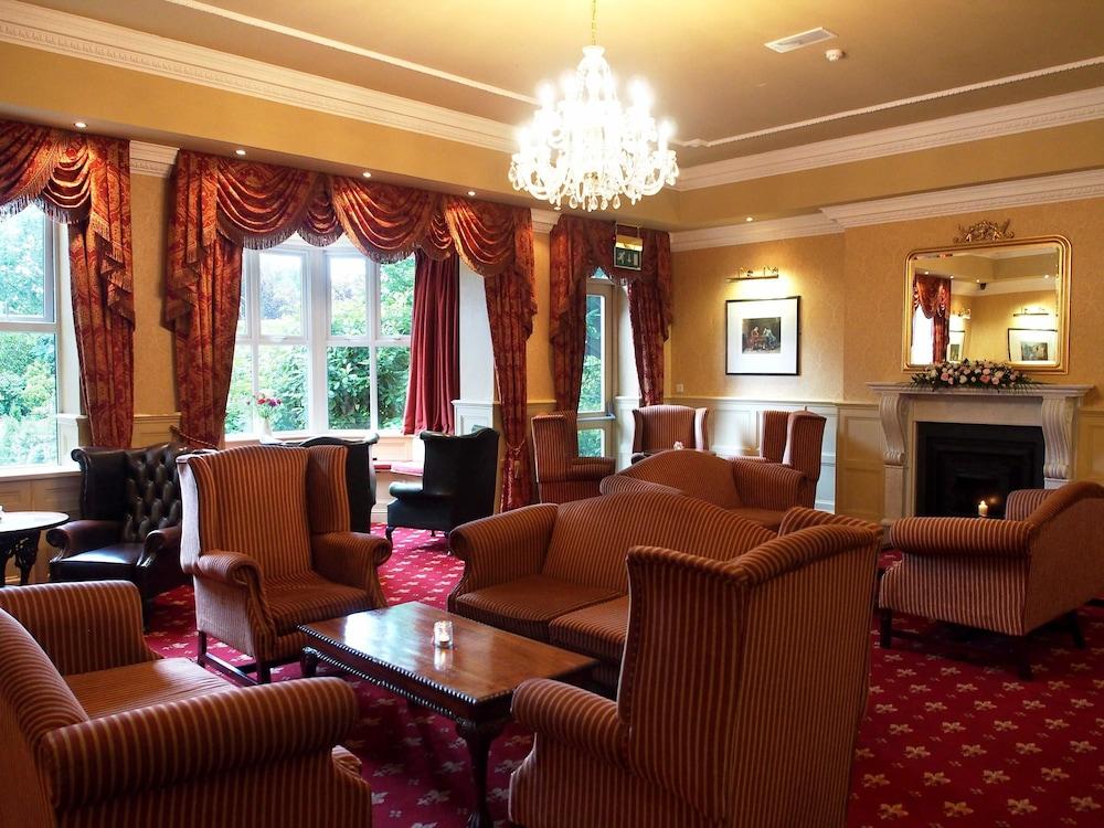 Abbey Court Nenagh