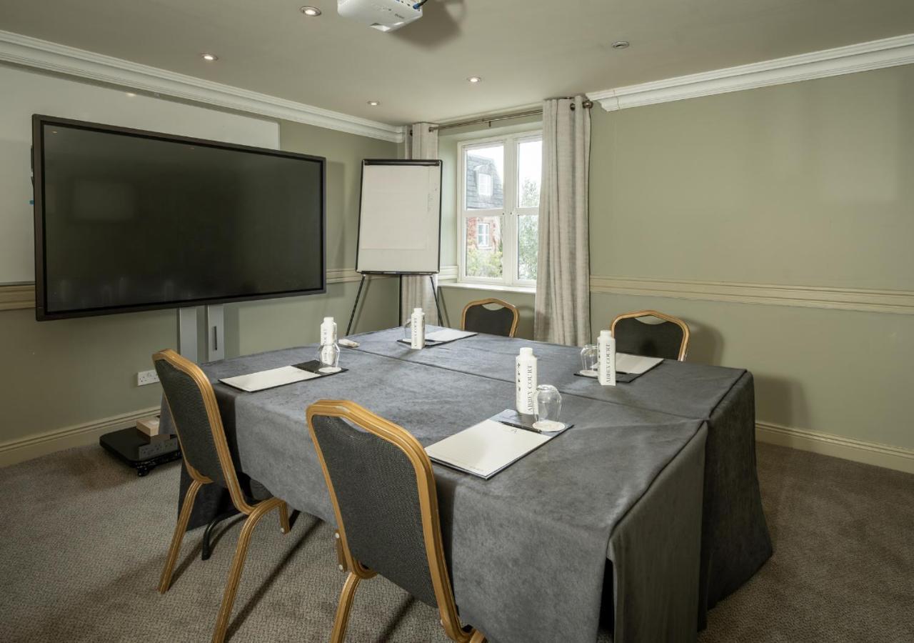 Hotel Abbey Court 3*